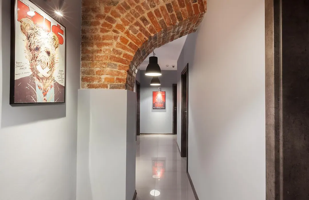 Cinema Hostel-1